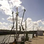 Grosses In Mueggendorf Mit Garten By Interhome Дом отдыха Оттерндорф